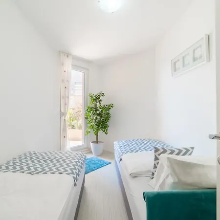 Excelsio Apartman *